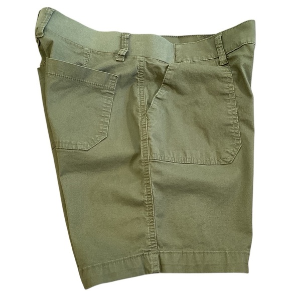 Lee Regular Fit Midrise Bermuda Shorts Olive Green Elastic Waist Women's Size 6 - Picture 6 of 8